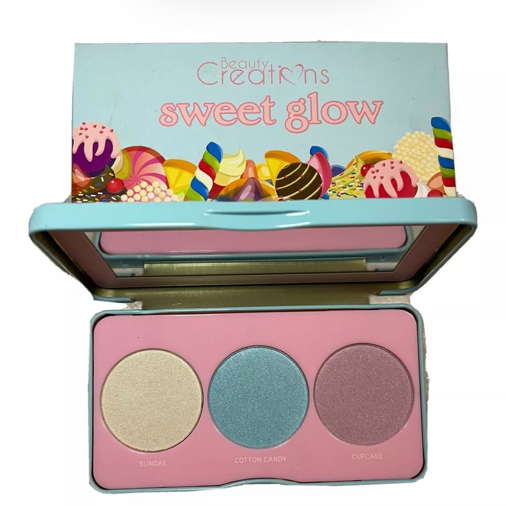 SWEET GLOW HIGHLIGHT PALETTE By beauty Creations
